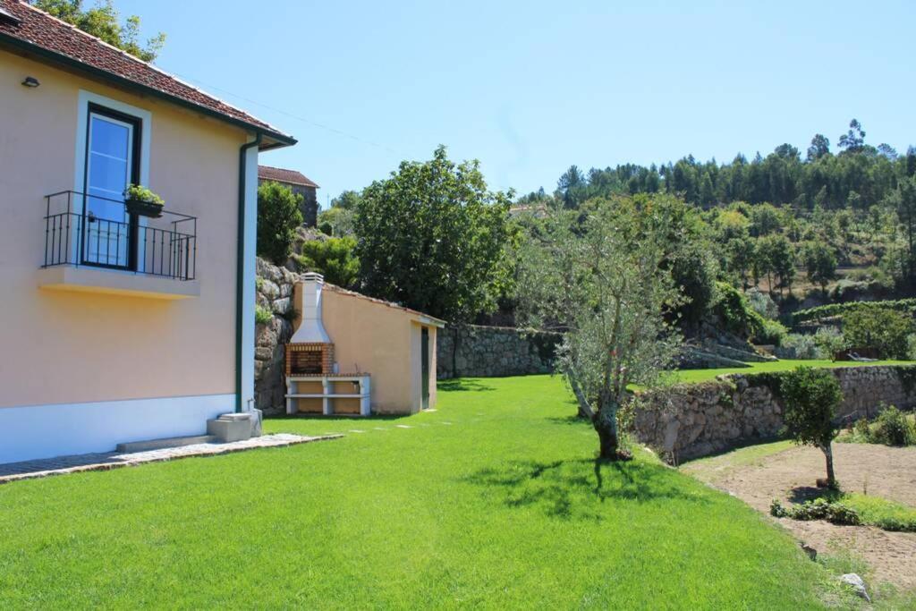 Casa De Campo - Cinfaes Do Douro Exterior foto